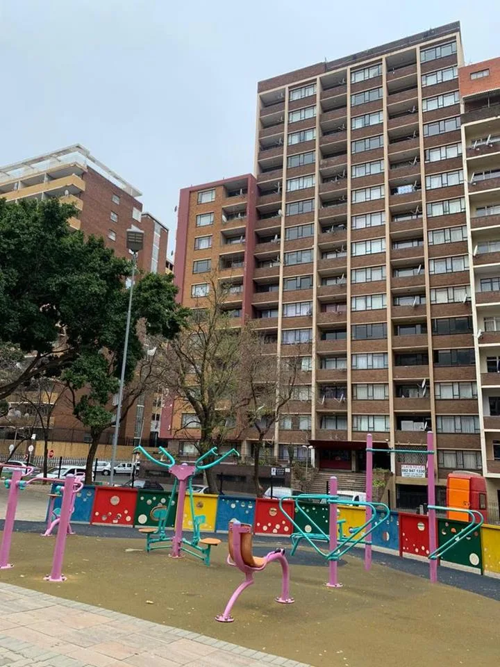 2 Bedroom Apartment / flat to rent in Hillbrow