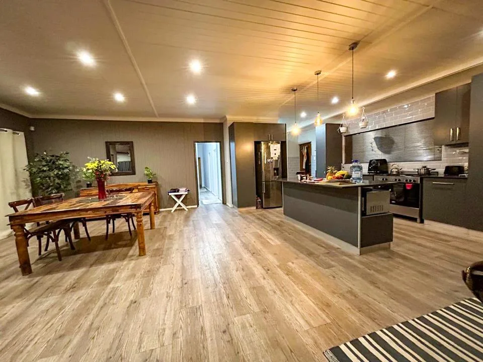3 Bedroom House for sale in Panorama