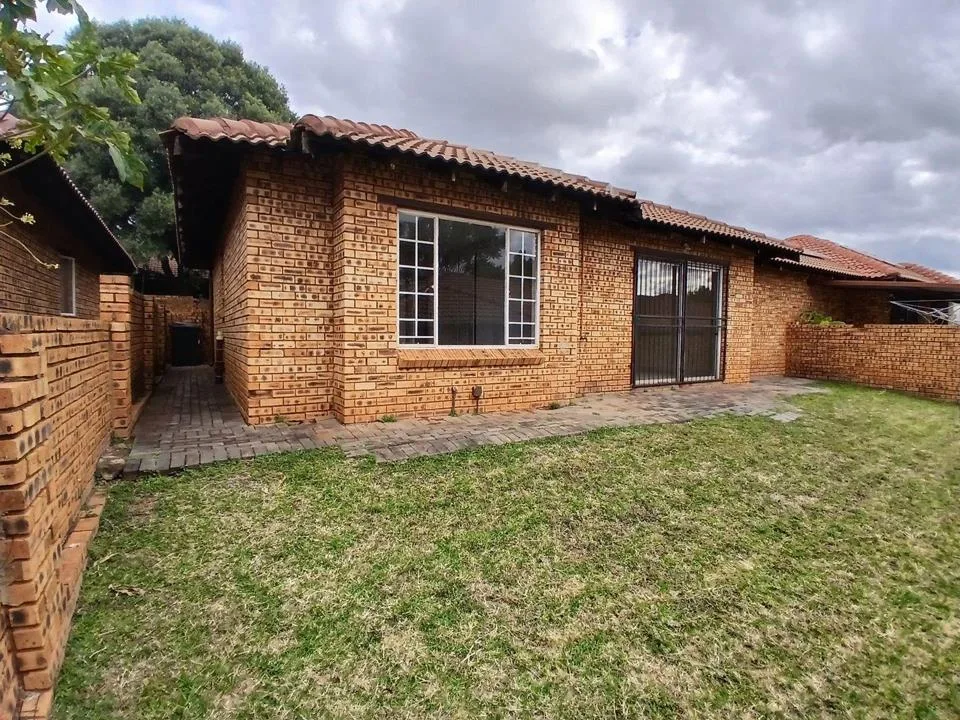 2 Bedroom Townhouse to rent in Amandasig