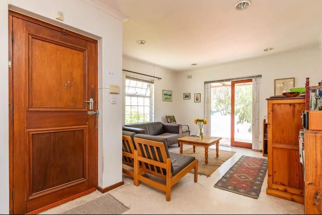 2 Bedroom House to rent in Lakeside