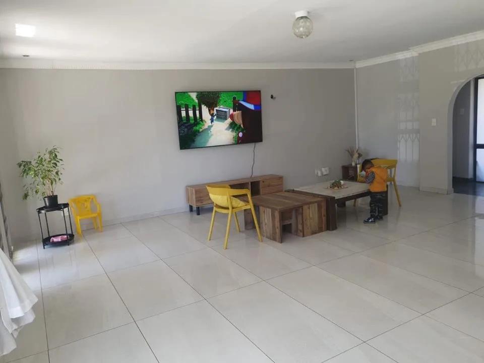 3 Bedroom House to rent in Esther Park