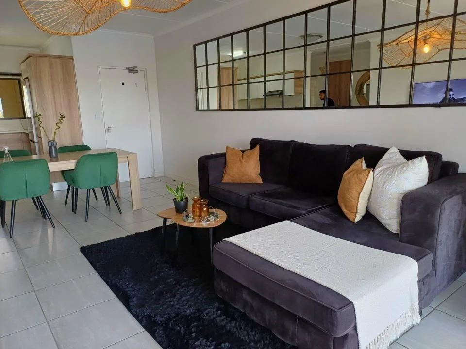2 Bedroom Apartment / flat to rent in Waterfall