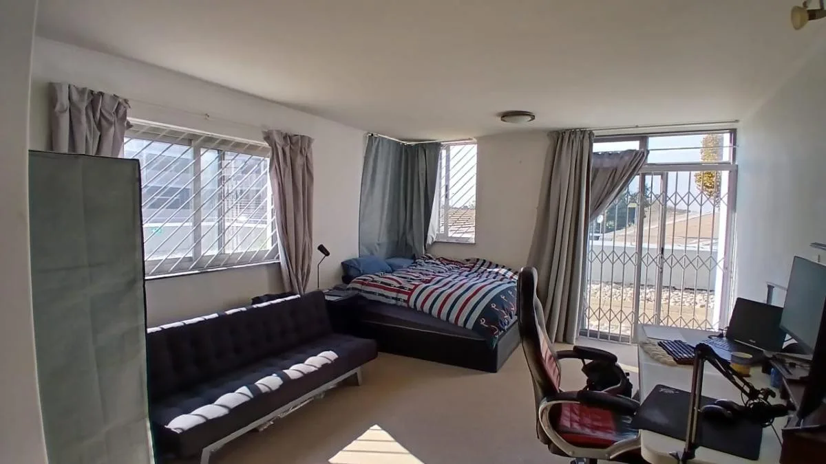 1 Bedroom Apartment / flat to rent in Claremont