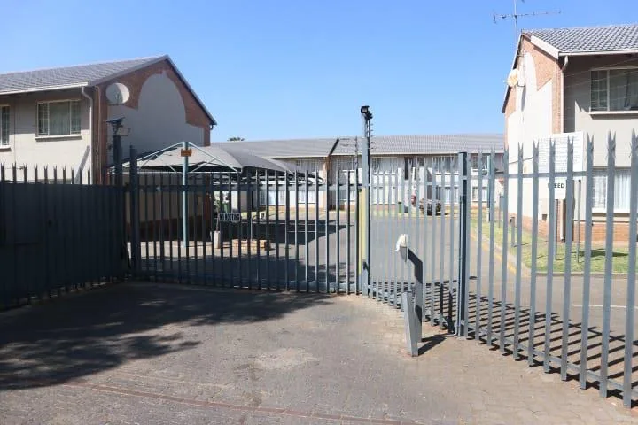 2 Bedroom Apartment / flat to rent in Boksburg West