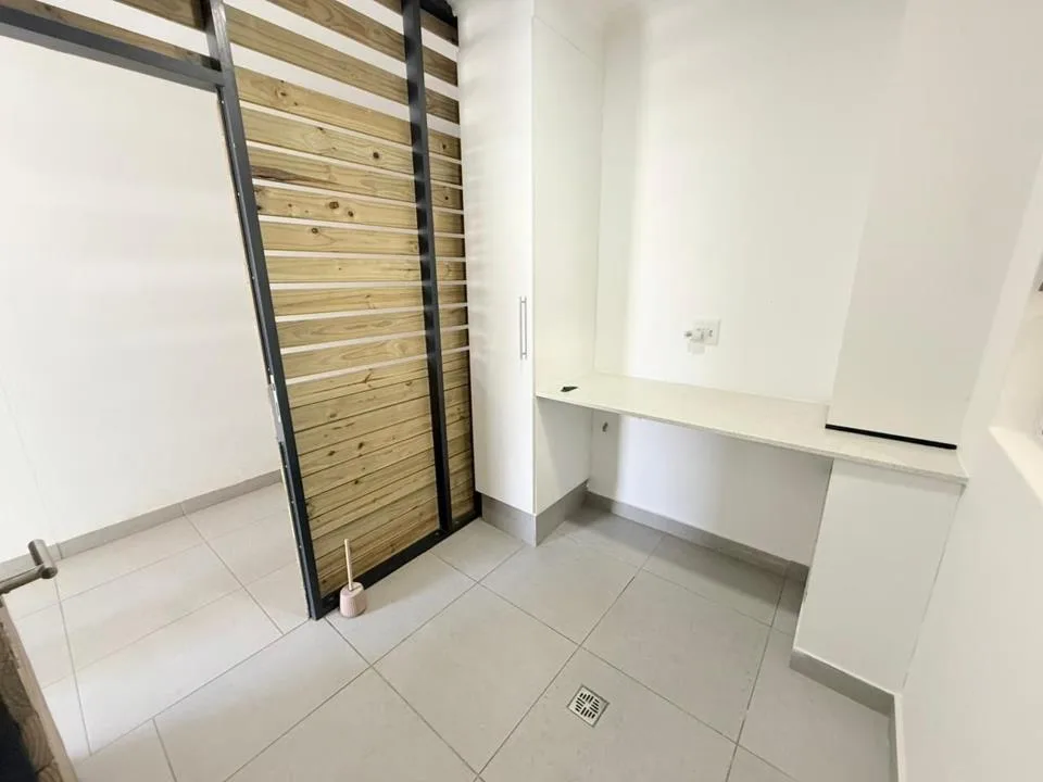 2 Bedroom Apartment / flat to rent in Umhlanga Ridge