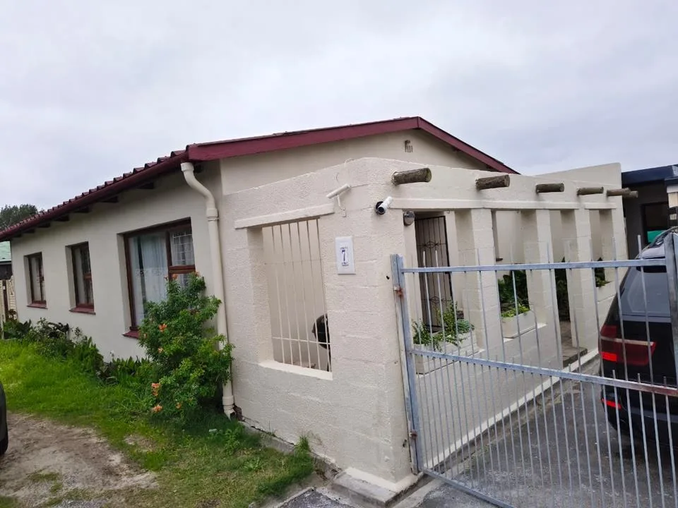 3 Bedroom Apartment / flat to rent in Sanddrift