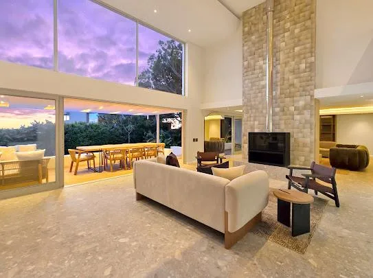 6 Bedroom House to rent in Camps Bay