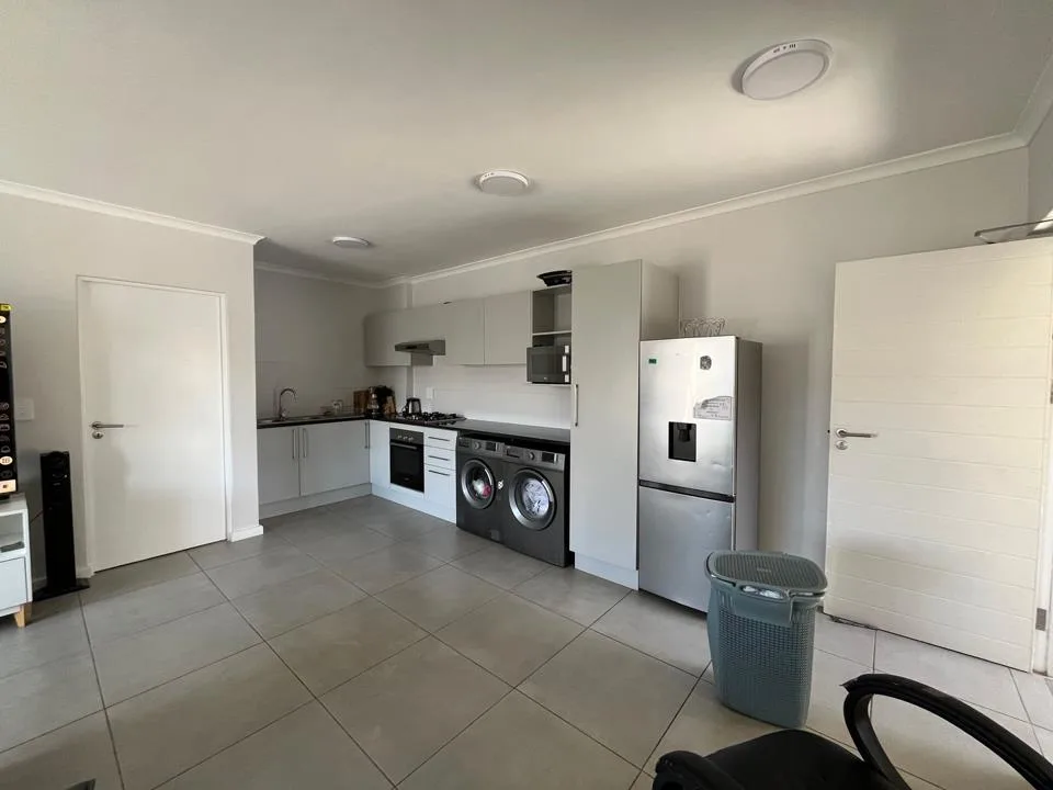 2 Bedroom Apartment / flat to rent in Burgundy Estate