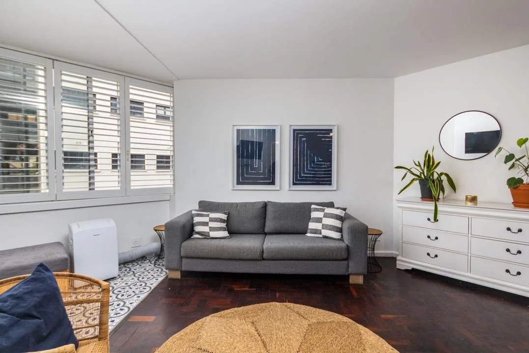 1 Bedroom Apartment / flat to rent in Sea Point
