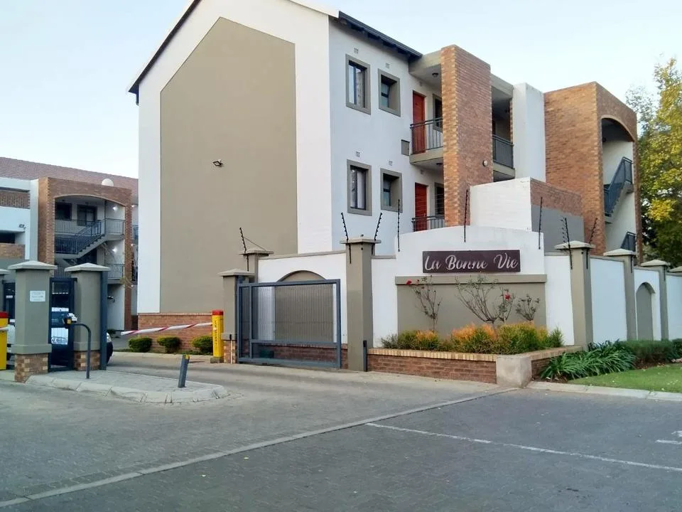 2 Bedroom Apartment / flat to rent in Montana