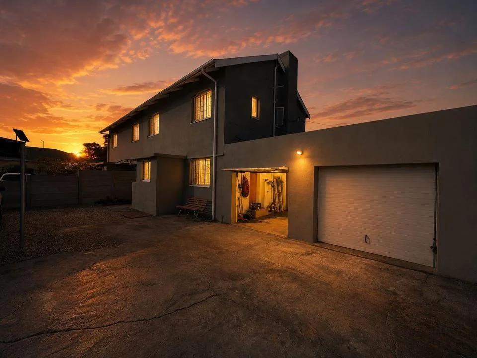 2 Bedroom House for sale in Rouxpark