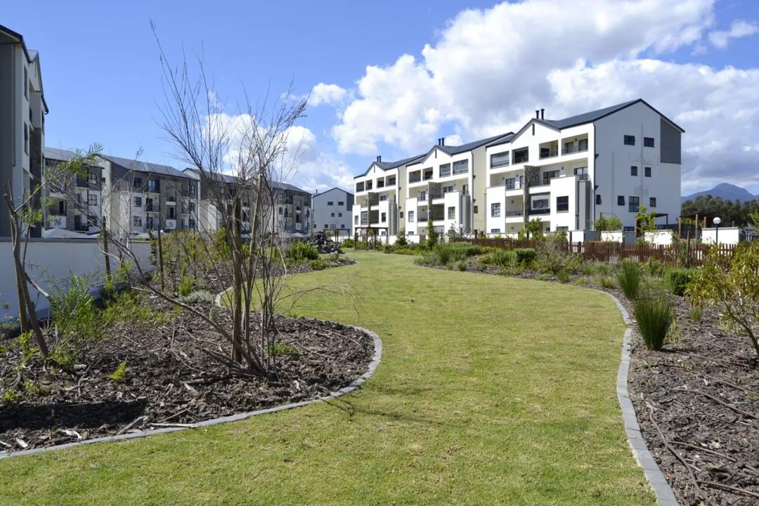 2 Bedroom House to rent in The Huntsman
