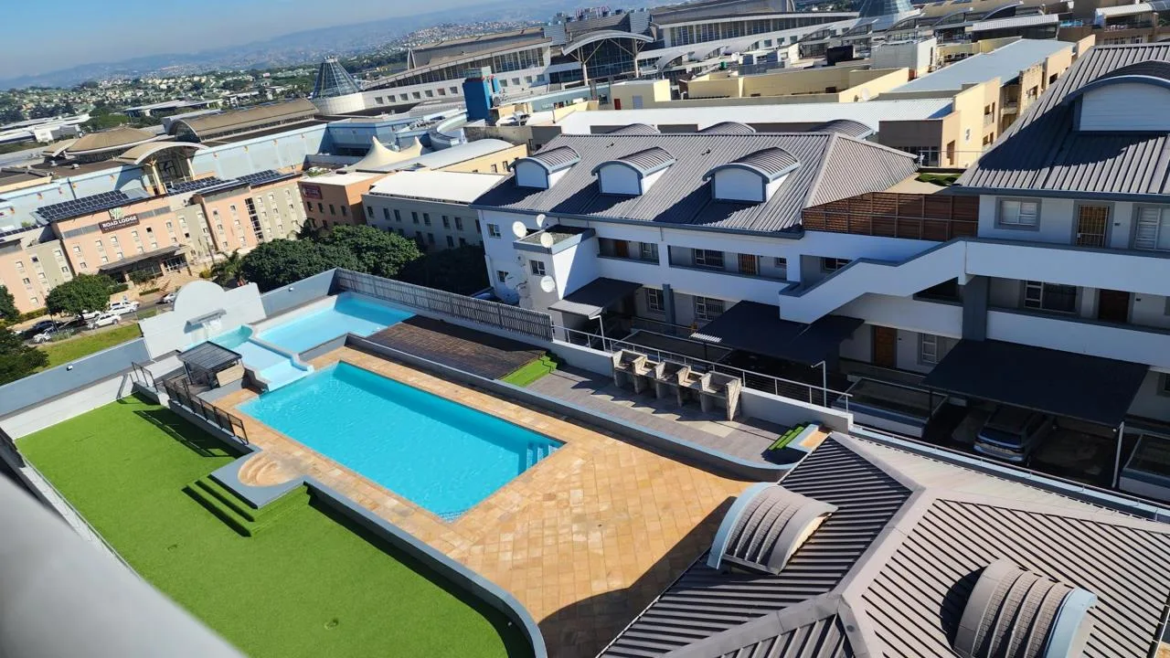 2 Bedroom Apartment / flat to rent in Umhlanga Ridge
