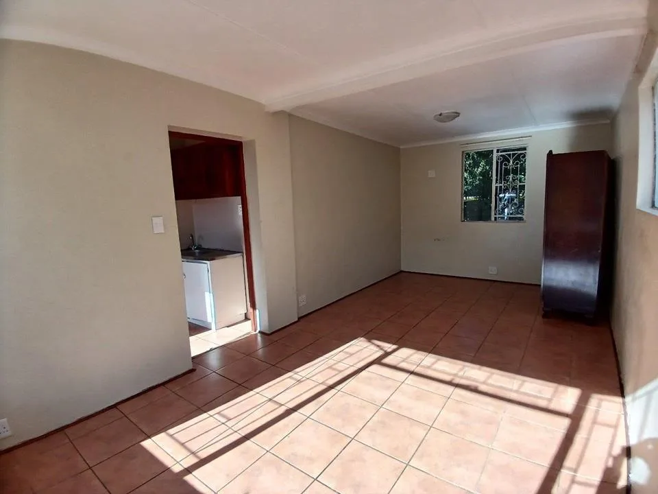 Apartment / flat to rent in Rouxpark
