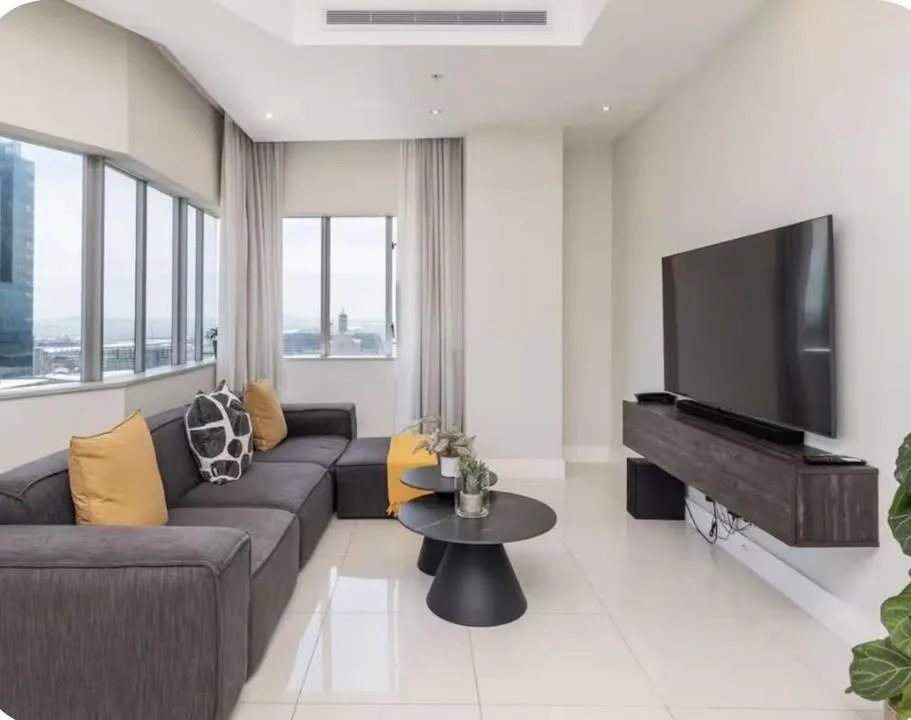 2 Bedroom Apartment / flat to rent in Cape Town City Centre