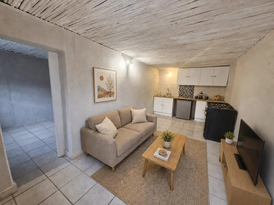 1 Bedroom Apartment / flat to rent in Strand North