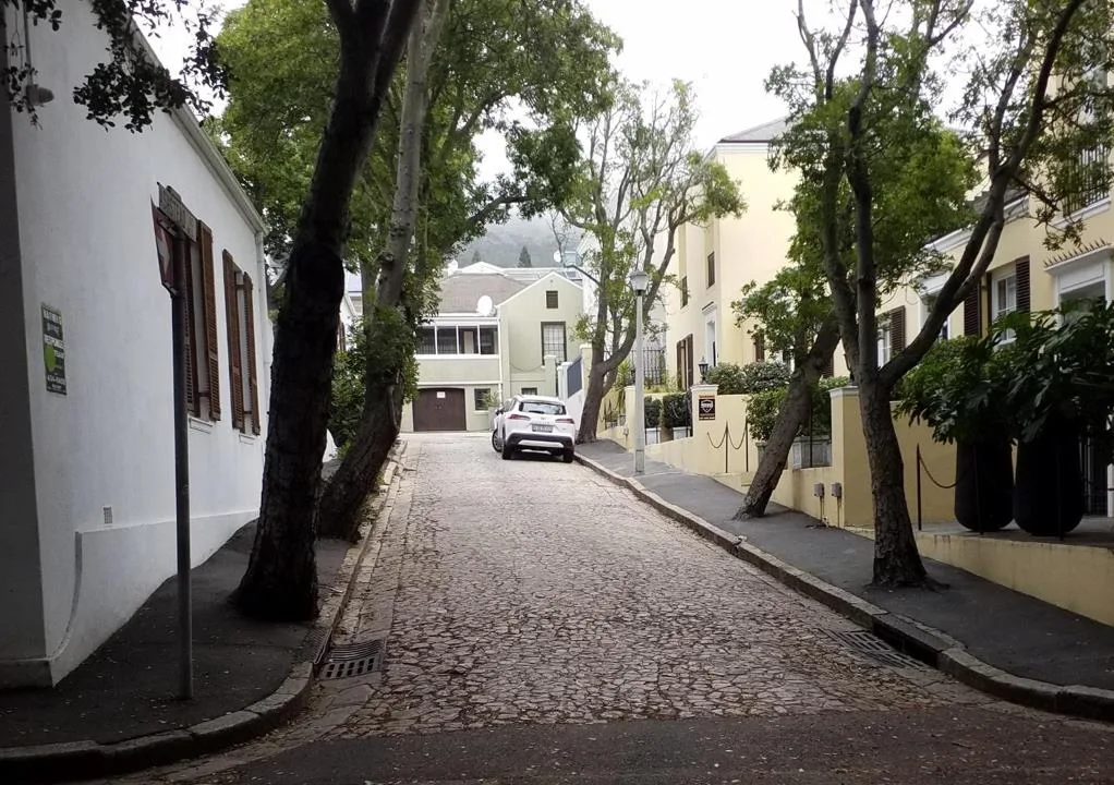 2 Bedroom House for sale in Green Point