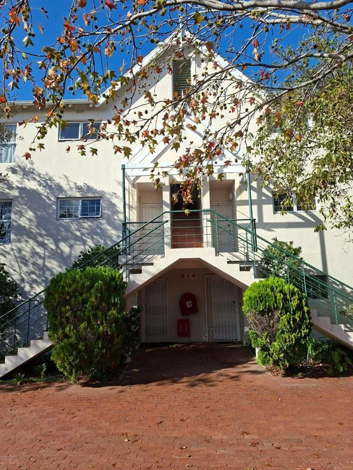 2 Bedroom Apartment / flat to rent in Rosebank