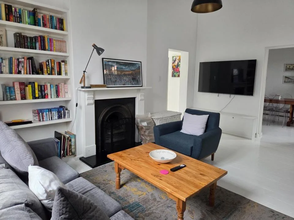 2 Bedroom House to rent in Walmer Estate