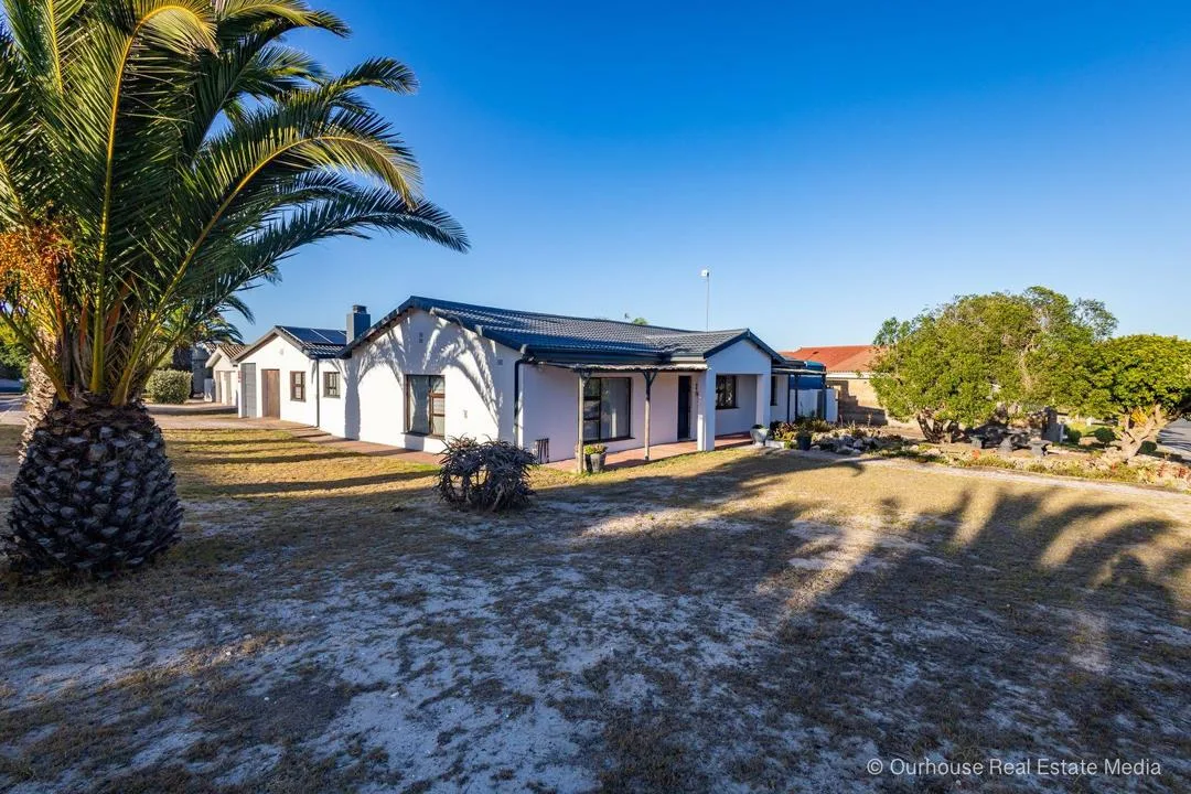 4 Bedroom House to rent in Middedorp