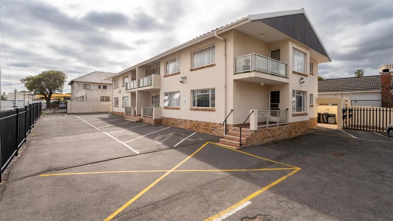 2 Bedroom Apartment / flat to rent in Van Ryneveld