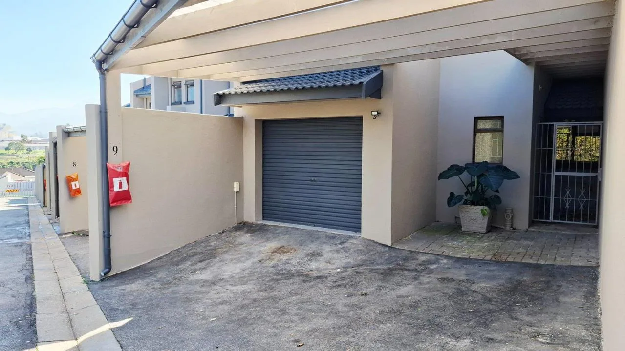 3 Bedroom Townhouse to rent in Dormehls Drift