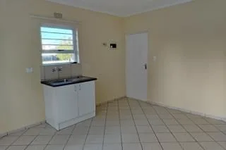 2 Bedroom Apartment / flat to rent in The Conifers