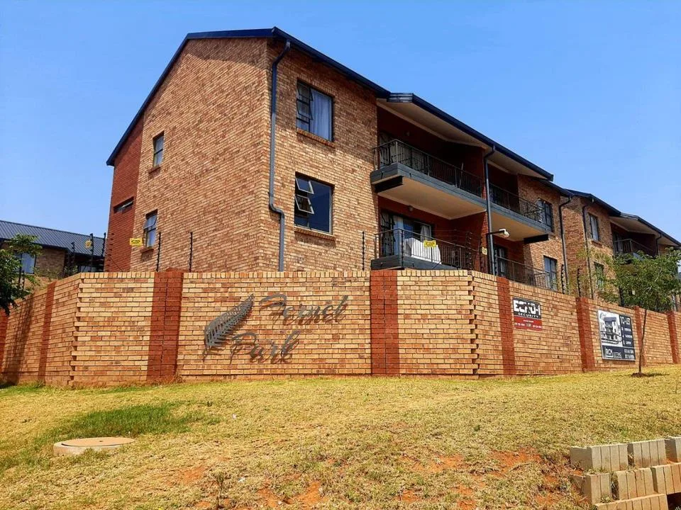 2 Bedroom Apartment / flat to rent in Olympus AH