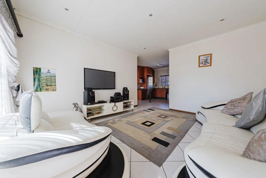 2 Bedroom Apartment / flat to rent in Liefde En Vrede