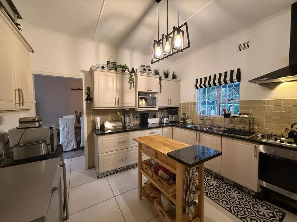 3 Bedroom House to rent in Queenswood