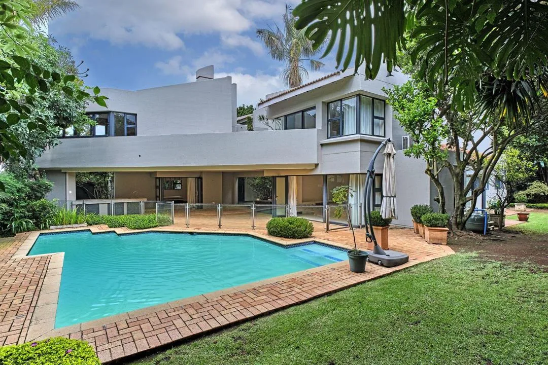 5 Bedroom Townhouse to rent in Houghton Estate