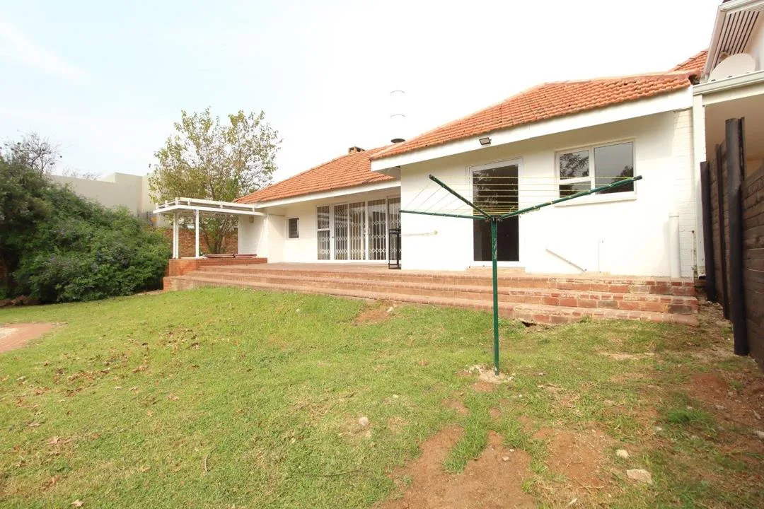 3 Bedroom Apartment / flat to rent in Lakefield