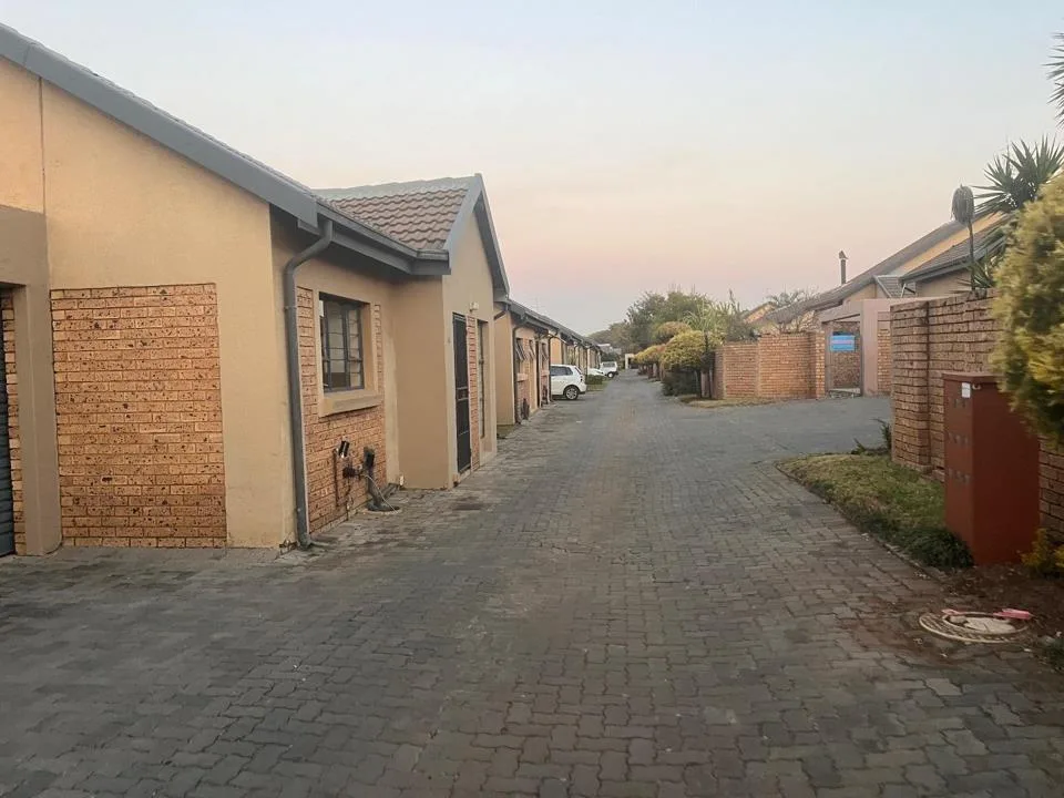 3 Bedroom Townhouse to rent in Equestria