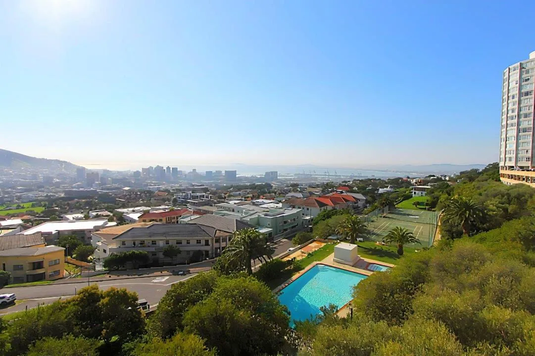 1 Bedroom Apartment / flat for sale in Vredehoek