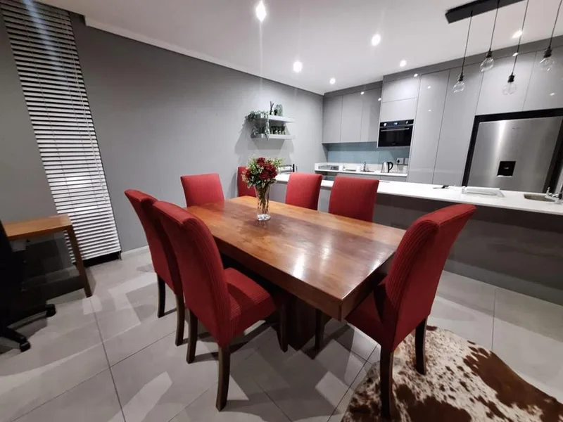 2 Bedroom Apartment / flat to rent in Ascend to Midstream