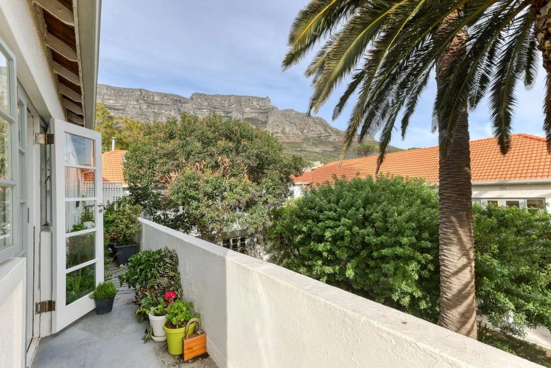 2 Bedroom Apartment / flat for sale in Vredehoek