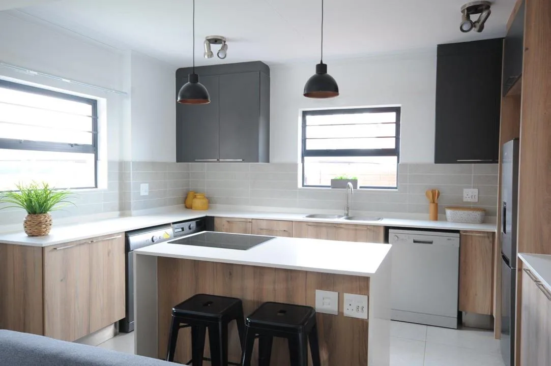 3 Bedroom Apartment / flat to rent in Glen Marais