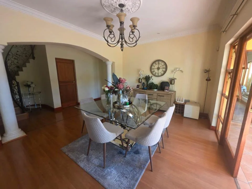 5 Bedroom House to rent in Bryanston