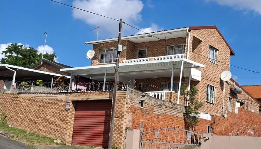 5 Bedroom House for sale in Phoenix Industrial