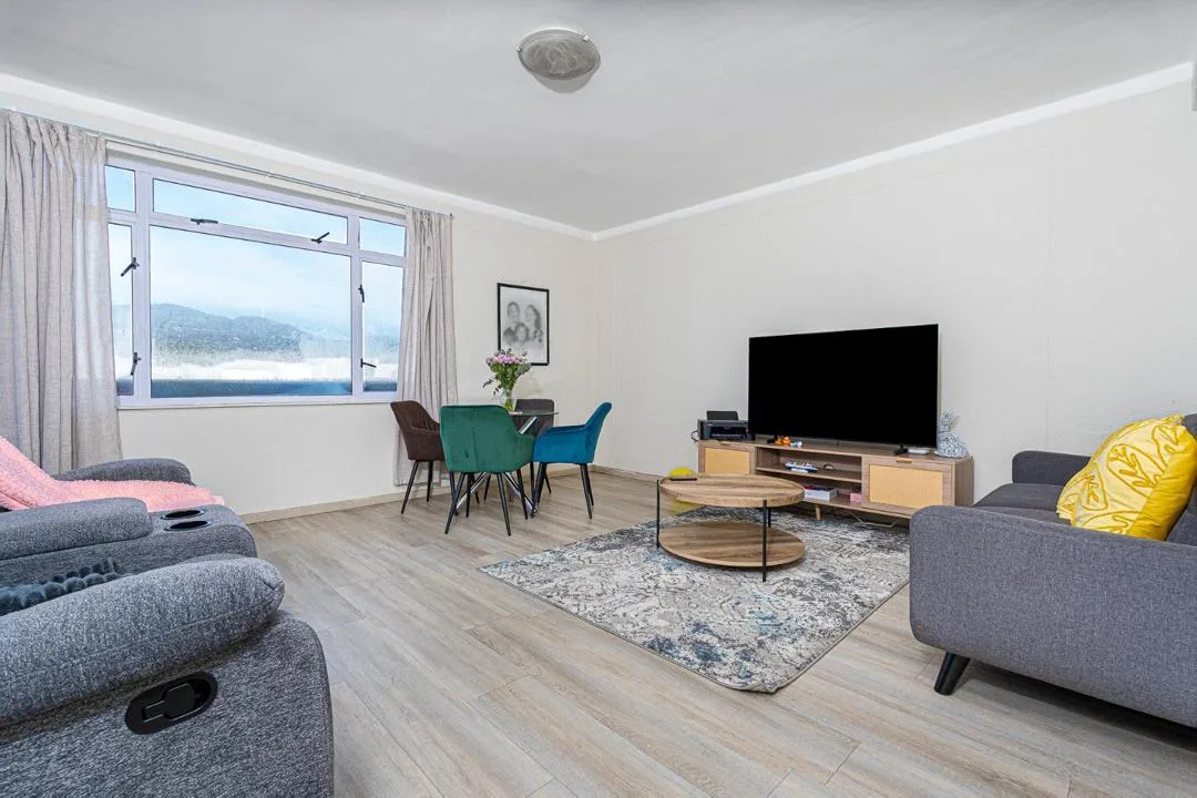 2 Bedroom Apartment / flat for sale in Plumstead