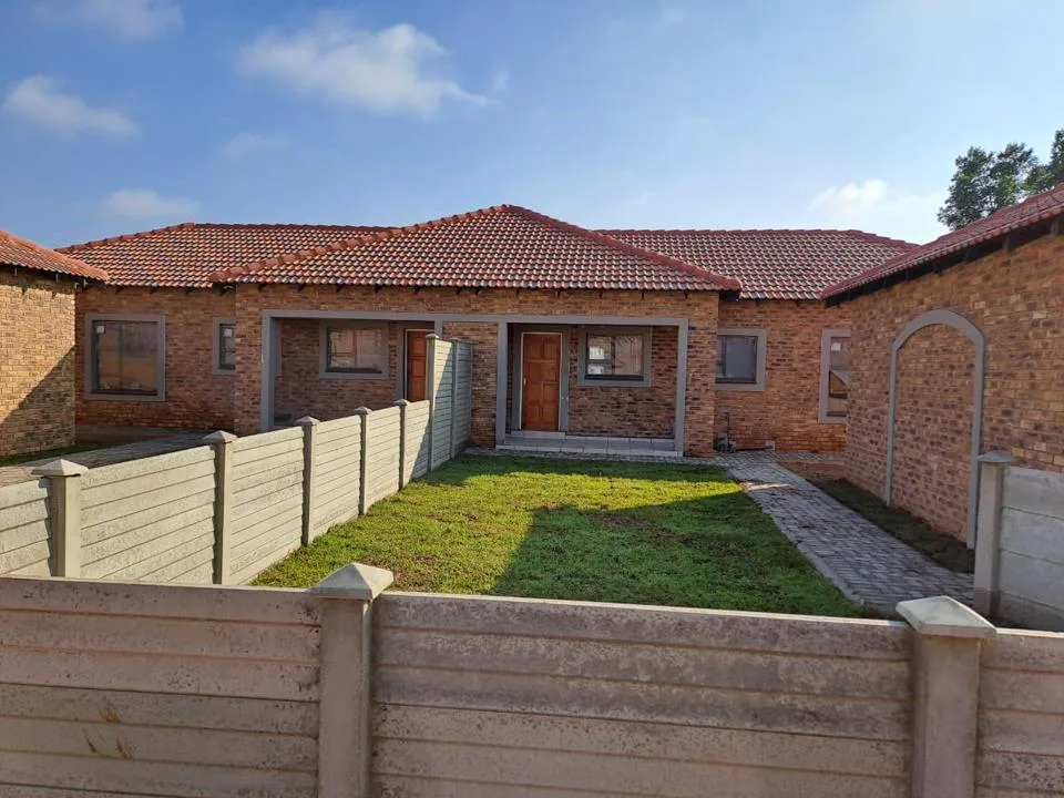 2 Bedroom Townhouse to rent in Riversdale