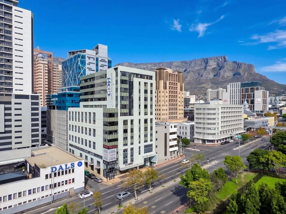 1 Bedroom Apartment / flat for sale in De Waterkant