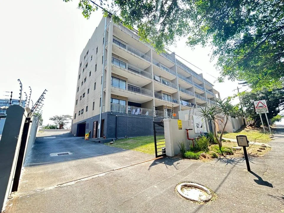 3 Bedroom Apartment / flat to rent in Athlone Park