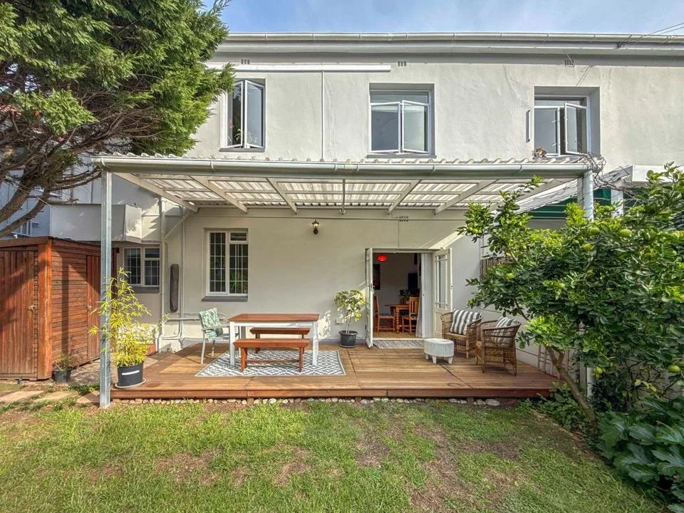 2 Bedroom Apartment / flat for sale in Claremont