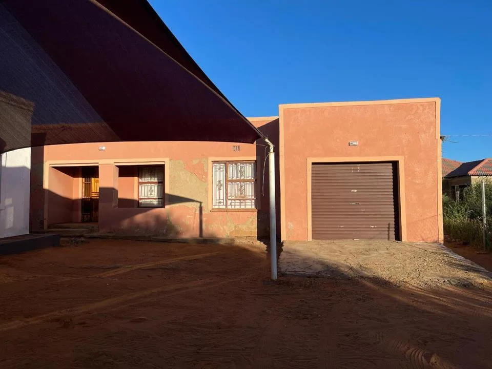 Apartment / flat for sale in Taung Rural