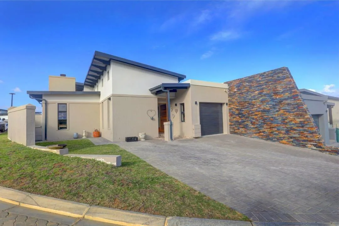 2 Bedroom House for sale in Eden Residential Estate