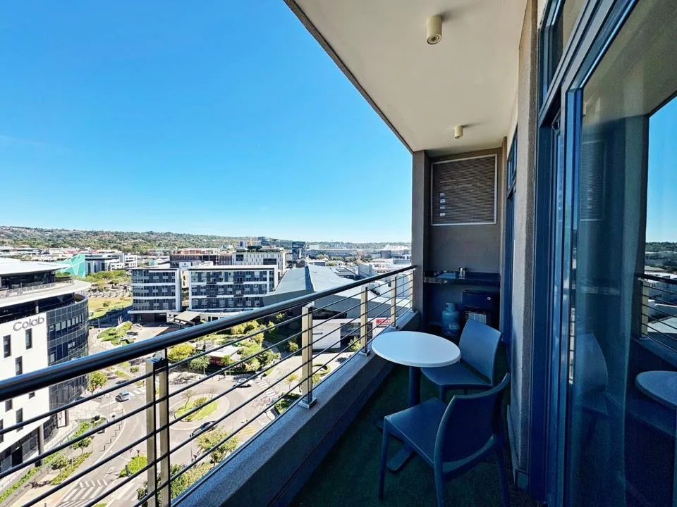 1 Bedroom Apartment / flat to rent in Menlyn