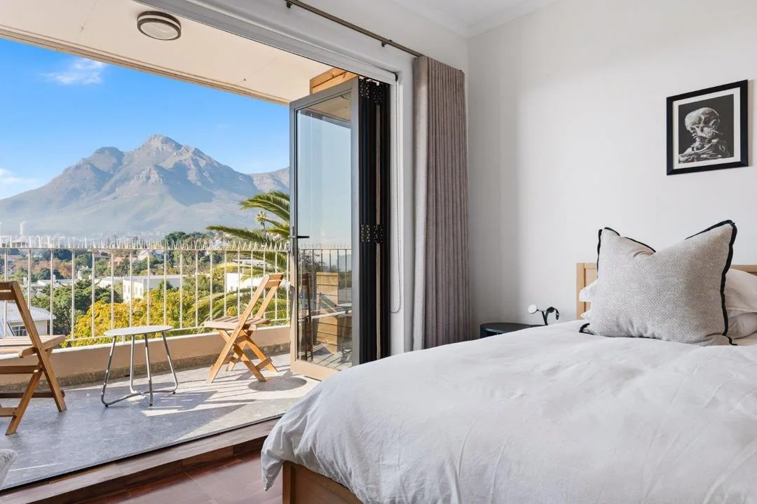 2 Bedroom Apartment / flat for sale in Gardens