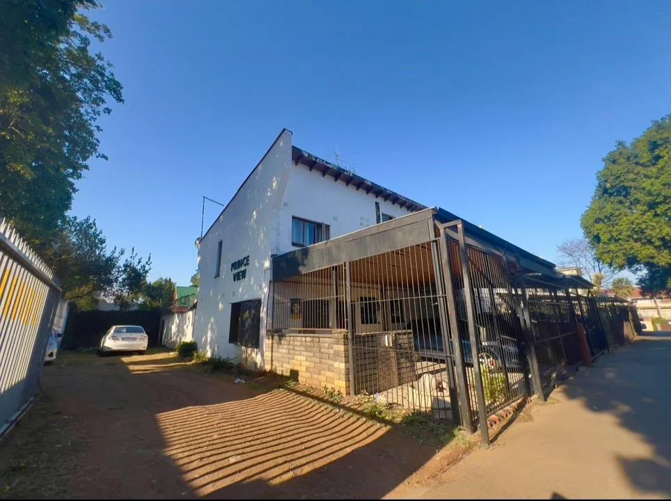 2 Bedroom Apartment / flat to rent in Pietermaritzburg Central