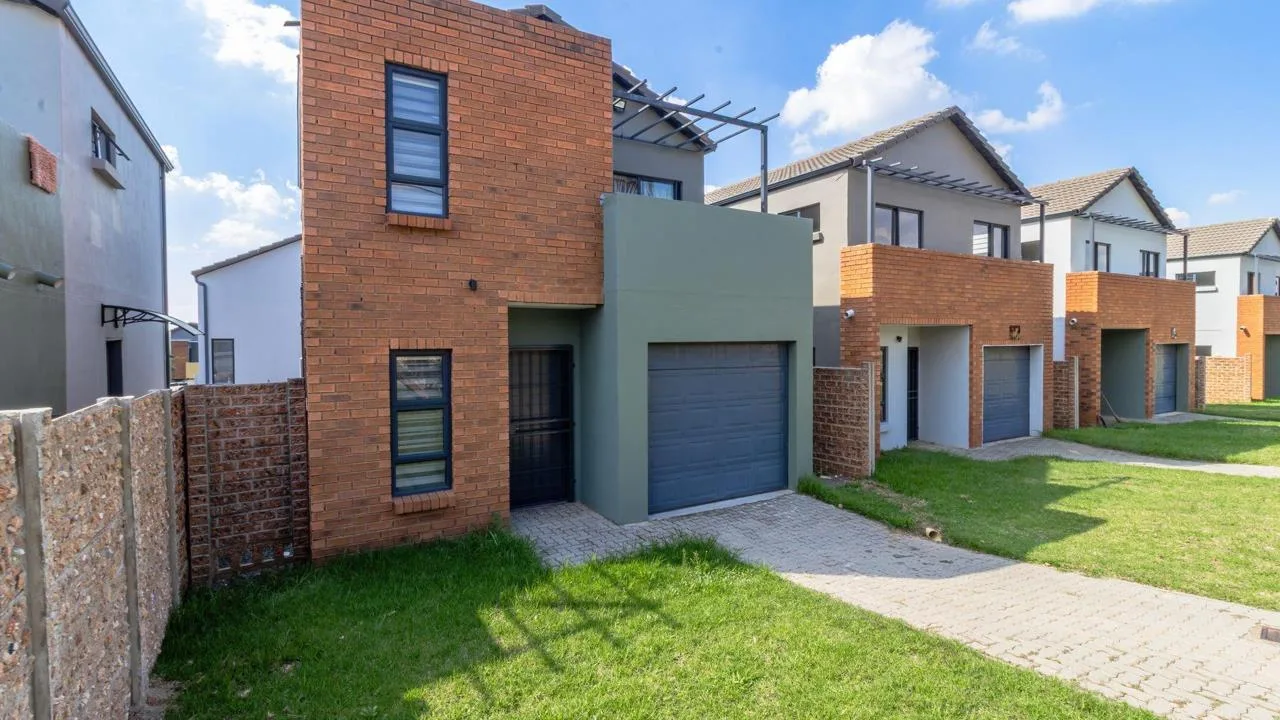 3 Bedroom Townhouse to rent in South Hills